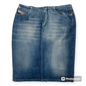 Diesel vintage Y2K denim skirt fits sz 23/24